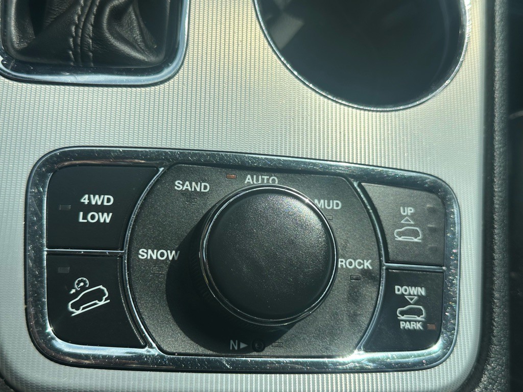 2019 Jeep Grand Cherokee Image 23