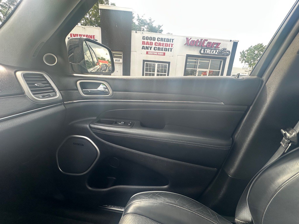 2019 Jeep Grand Cherokee Image 24