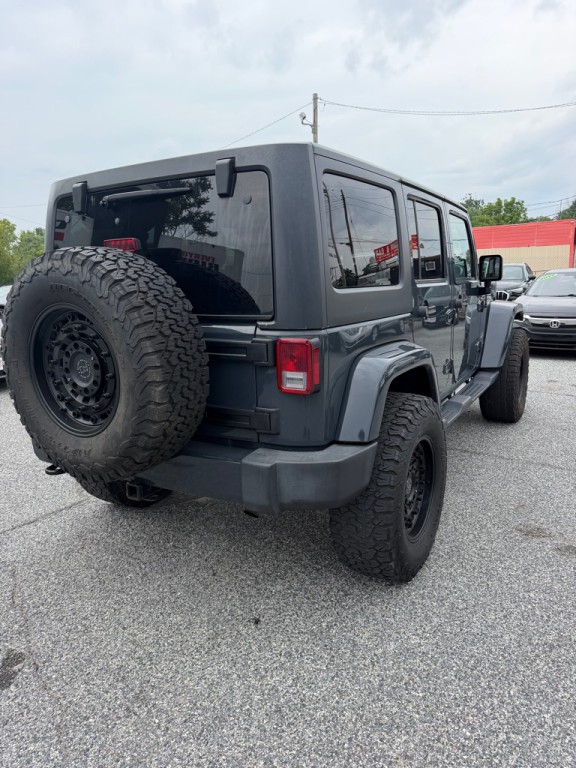 2017 Jeep Wrangler Unlimited Image 2