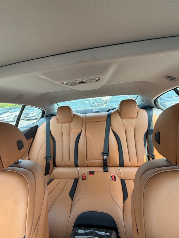 2019 BMW 6 Series Image 24