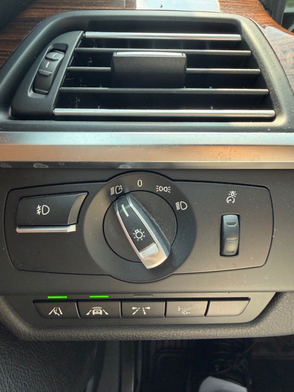 2019 BMW 6 Series Image 25