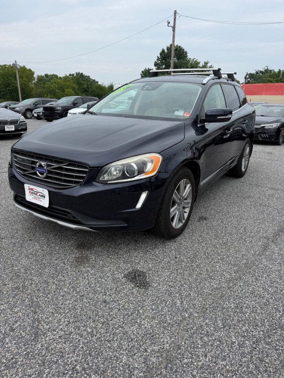 2016 Volvo XC60 Image 2