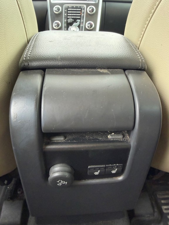 2016 Volvo XC60 Image 19