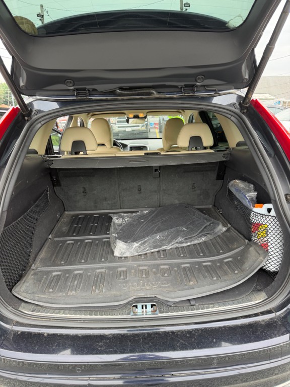2016 Volvo XC60 Image 23