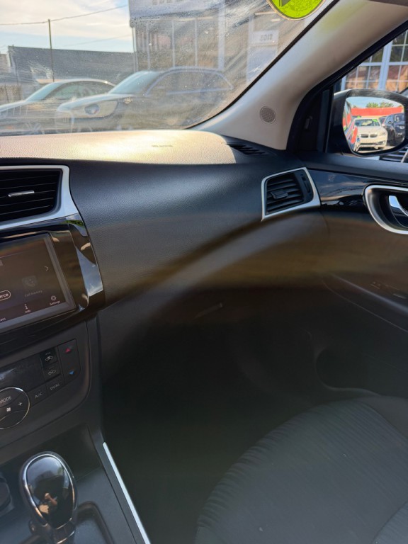 2019 Nissan Sentra Image 15