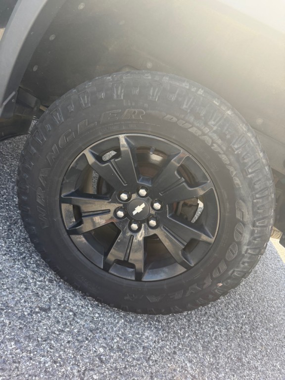 2017 Chevrolet Colorado Image 25