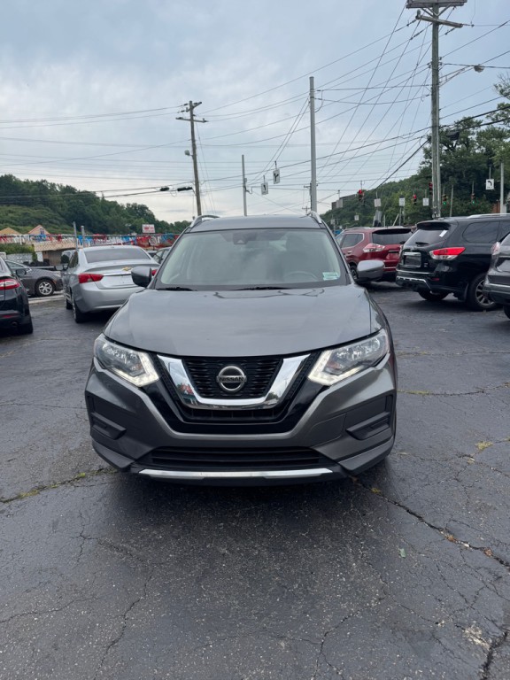 2019 Nissan Rogue Image 2