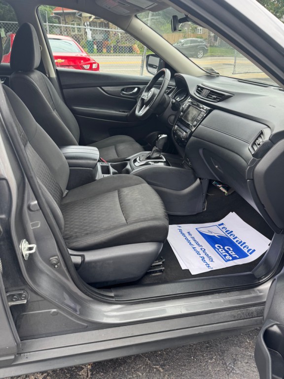 2019 Nissan Rogue Image 8