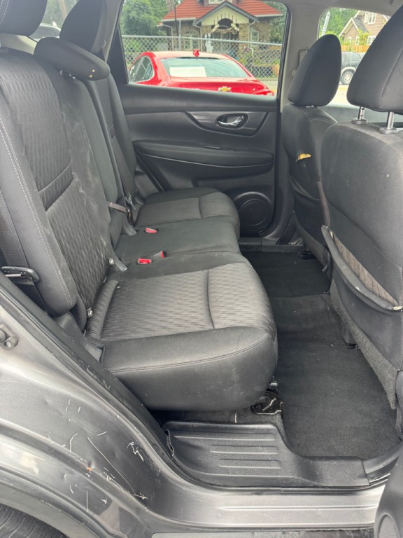 2019 Nissan Rogue Image 9