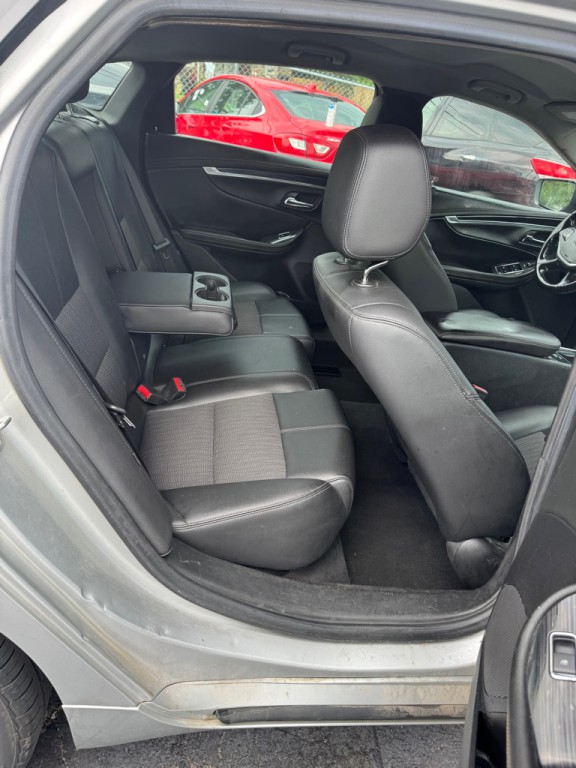 2017 Chevrolet Impala Image 10