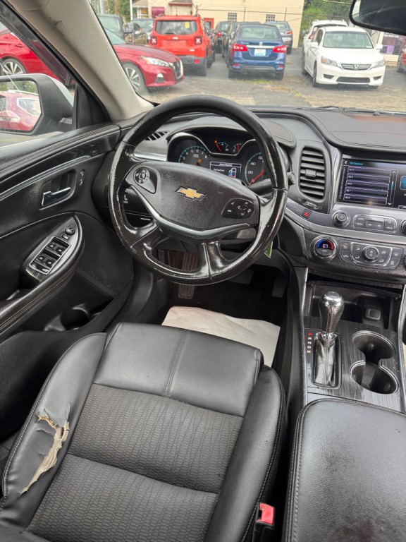 2017 Chevrolet Impala Image 12