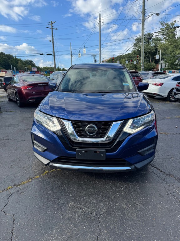 2018 Nissan Rogue Image 2