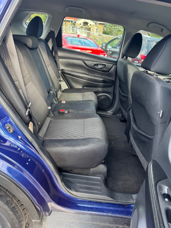 2018 Nissan Rogue Image 10