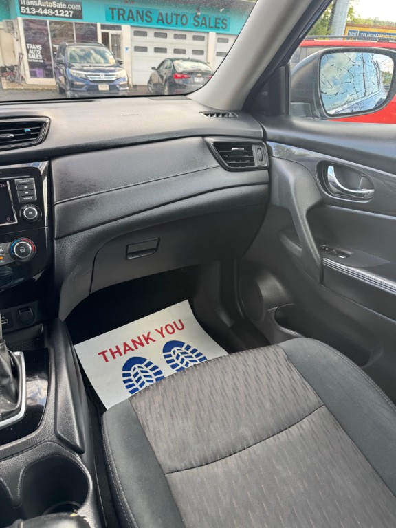 2018 Nissan Rogue Image 14