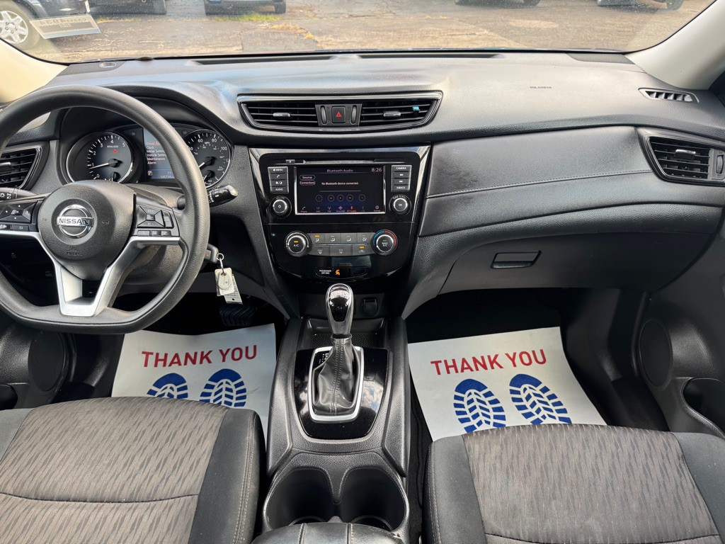 2018 Nissan Rogue Image 15
