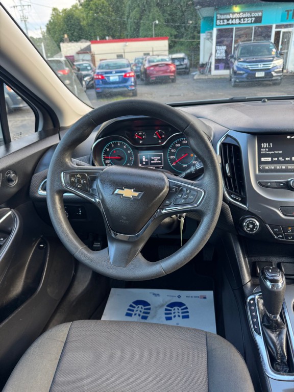 2017 Chevrolet Cruze Image 13