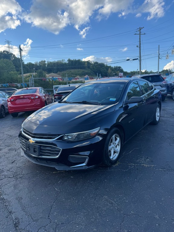 2016 Chevrolet Malibu Image 1