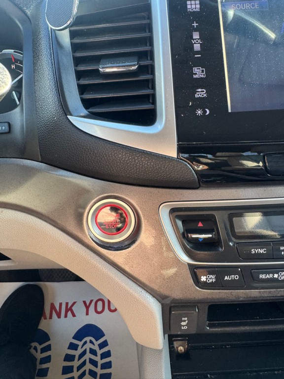 2016 Honda Pilot Image 18