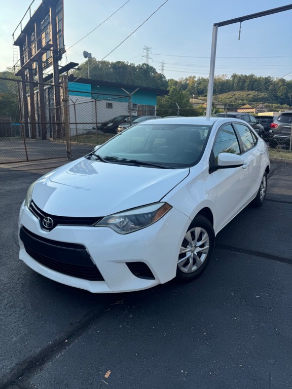2016 Toyota Corolla Image 1