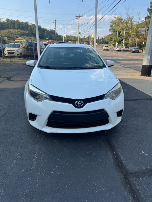 2016 Toyota Corolla Image 2