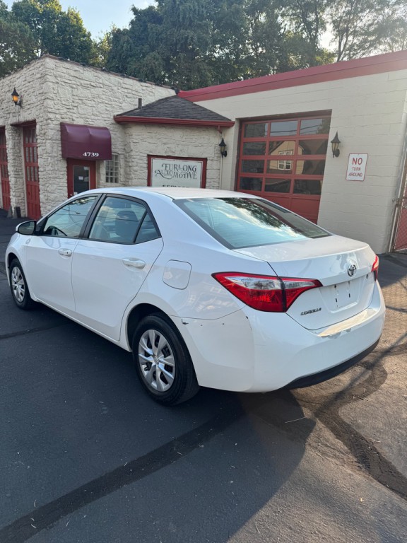 2016 Toyota Corolla Image 6