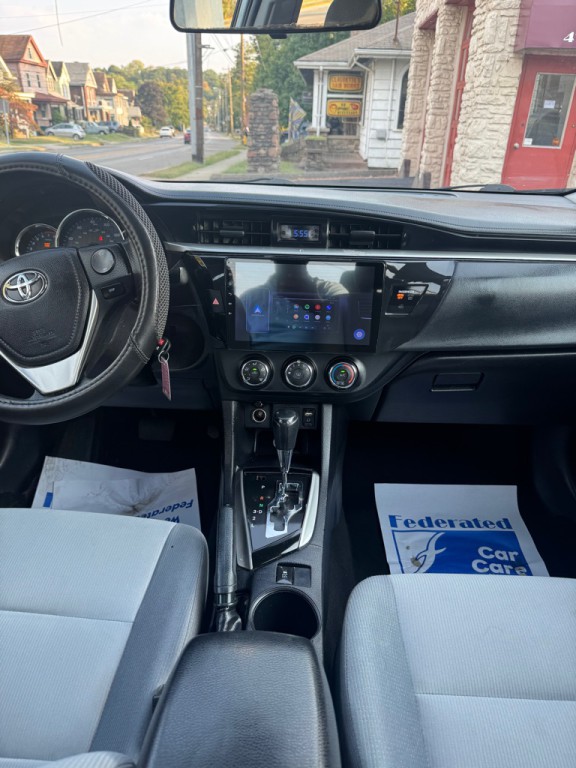 2016 Toyota Corolla Image 13