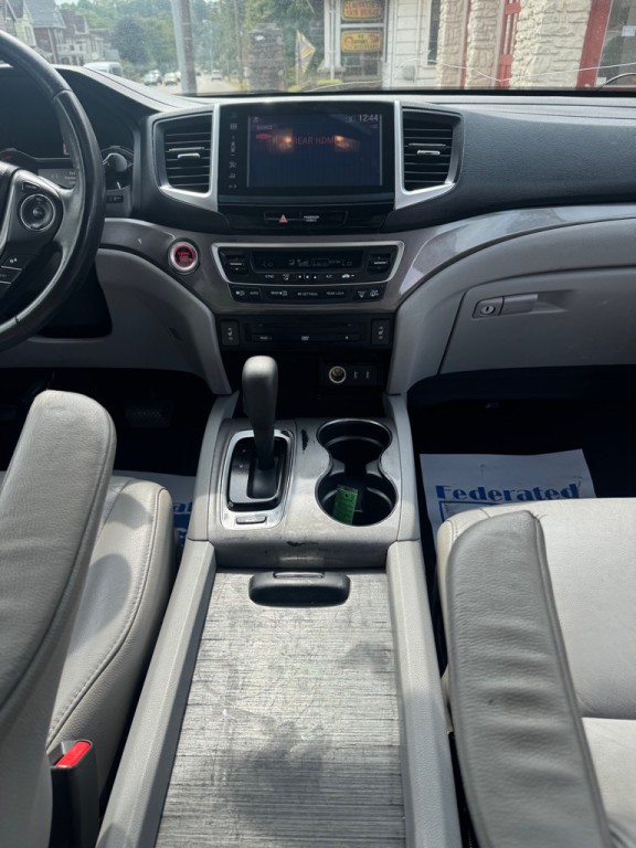 2016 Honda Pilot Image 14