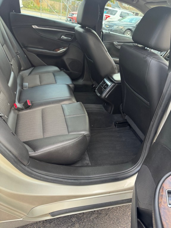 2015 Chevrolet Impala Image 10