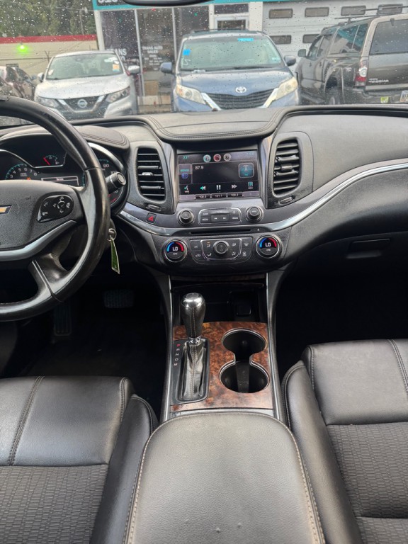 2015 Chevrolet Impala Image 13