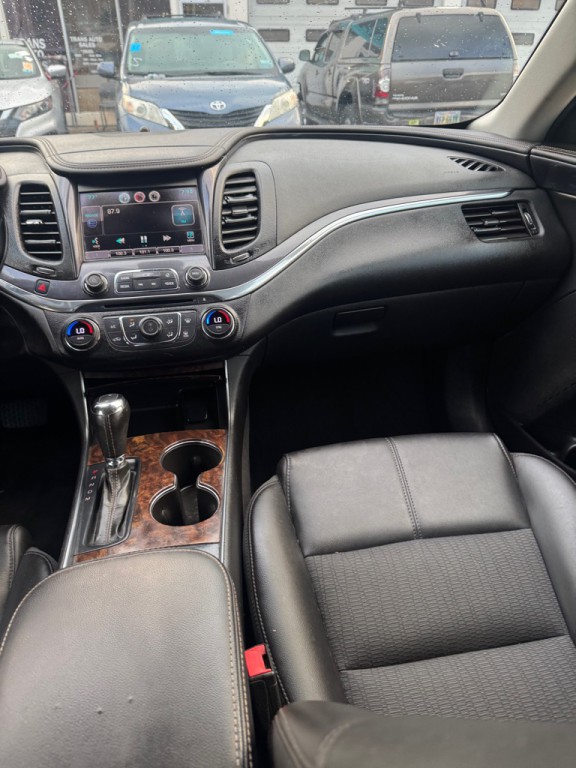 2015 Chevrolet Impala Image 14