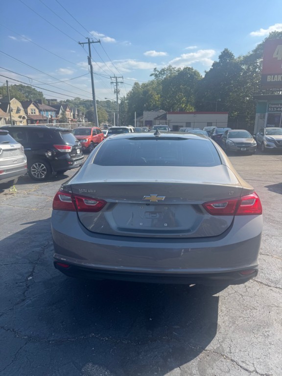 2018 Chevrolet Malibu Image 6