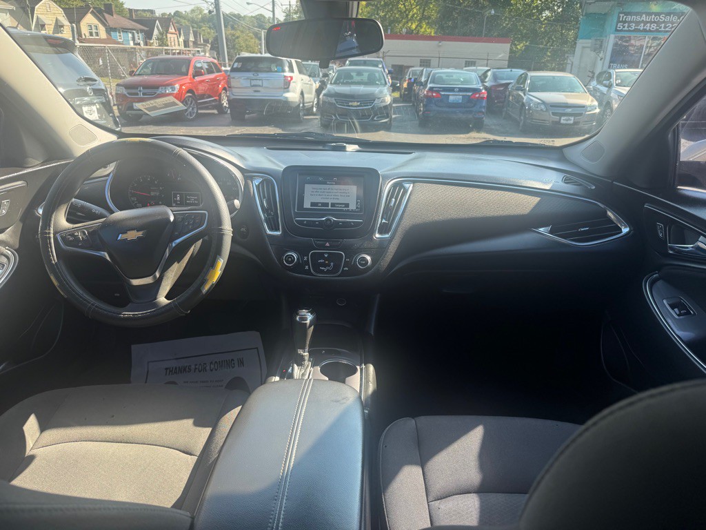 2018 Chevrolet Malibu Image 14