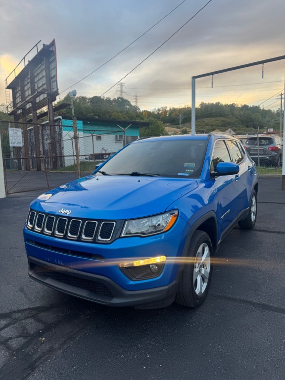 2019 Jeep Compass Image 1