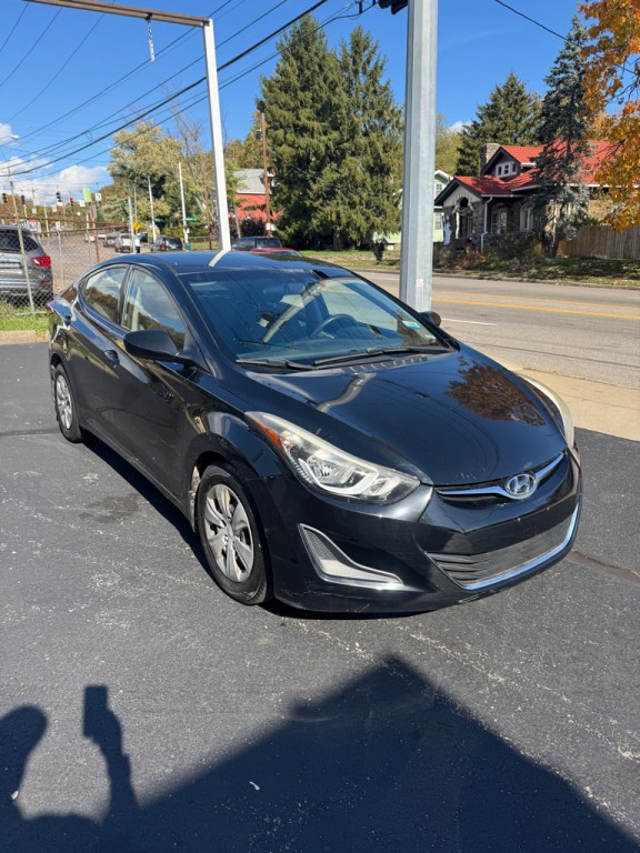 2016 Hyundai Elantra Image 1