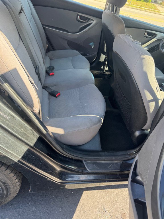 2016 Hyundai Elantra Image 10