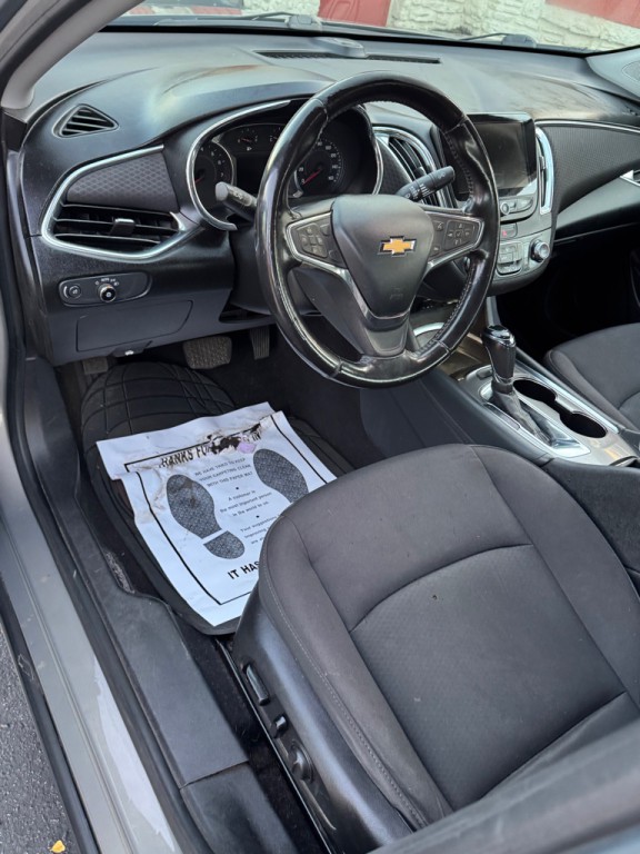 2017 Chevrolet Malibu Image 7