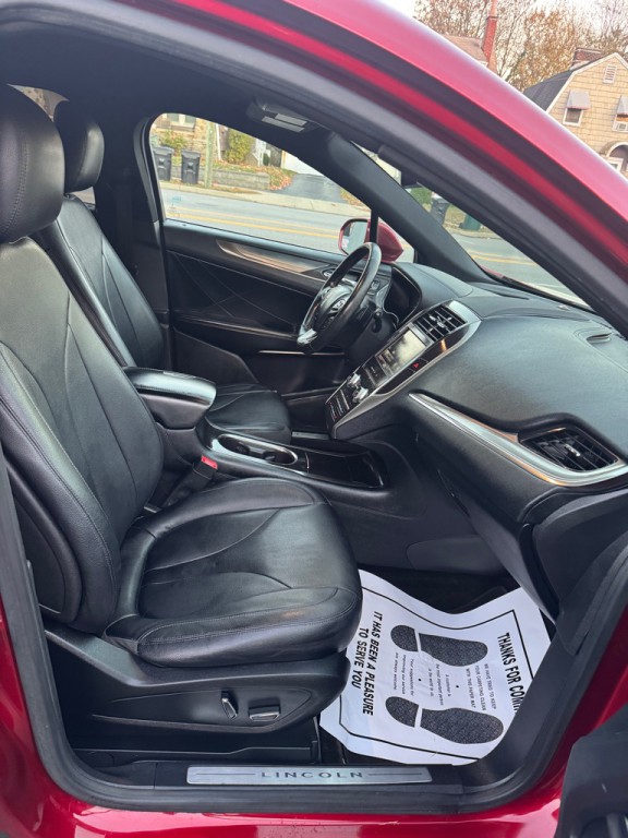 2015 Lincoln MKC Image 9