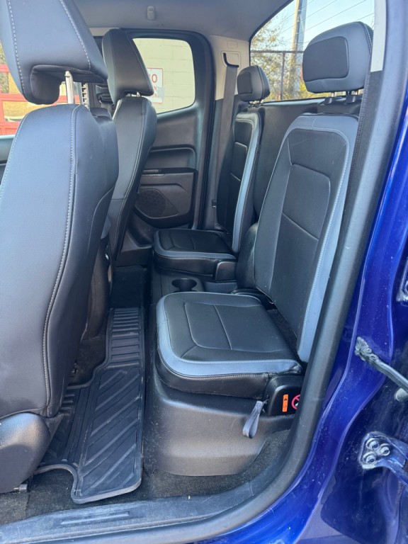 2015 Chevrolet Colorado Image 9