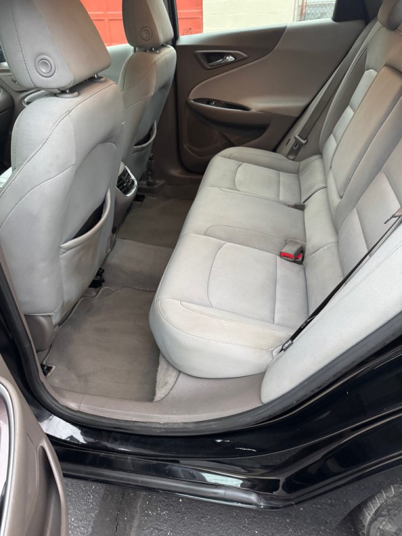 2020 Chevrolet Malibu Image 8