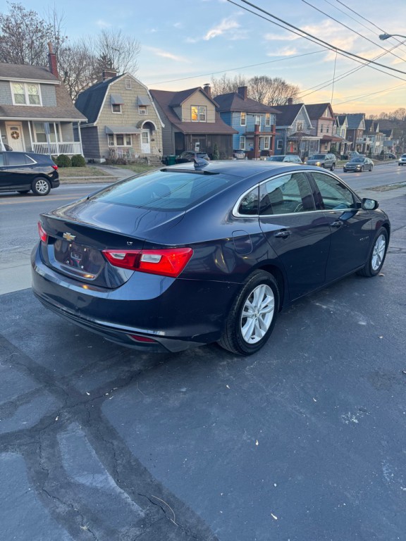 2016 Chevrolet Malibu Image 5