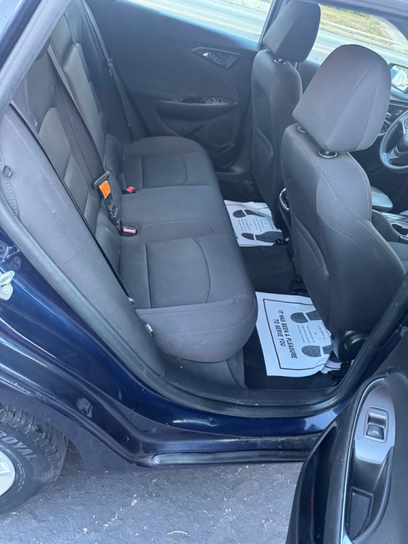 2016 Chevrolet Malibu Image 10