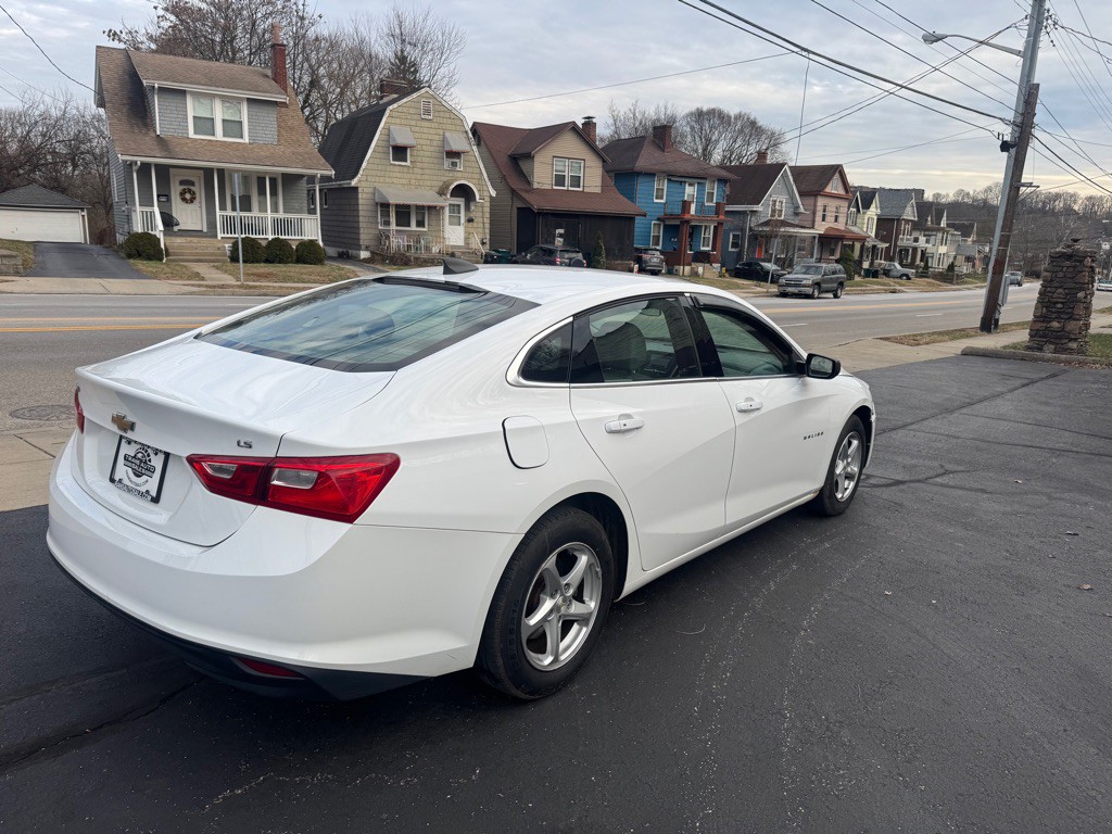 2016 Chevrolet Malibu Image 7