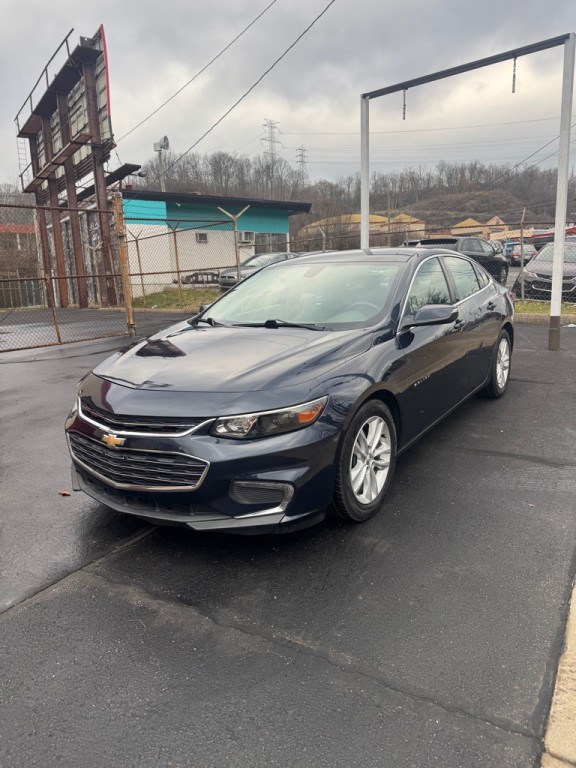 2017 Chevrolet Malibu Image 1