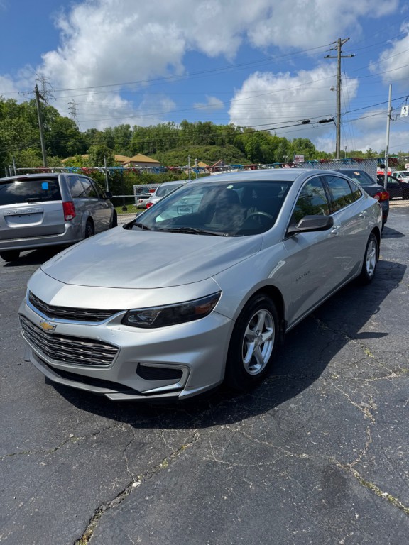 2018 Chevrolet Malibu Image 1