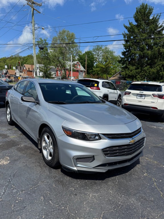 2018 Chevrolet Malibu Image 3
