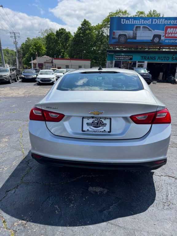 2018 Chevrolet Malibu Image 6