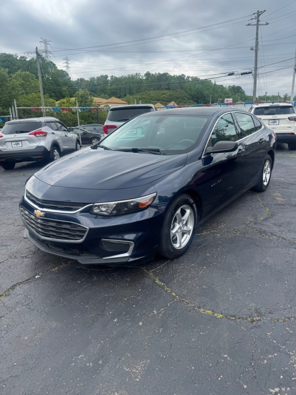 2017 Chevrolet Malibu Image 3
