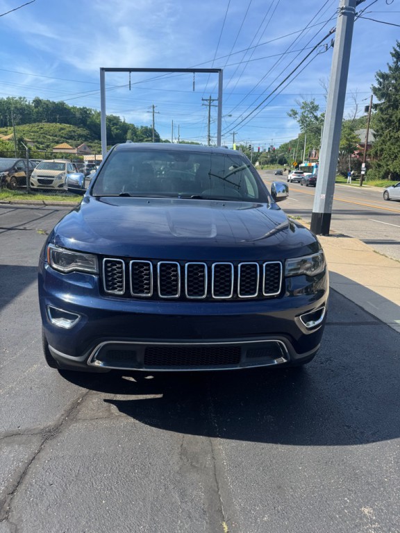 2017 Jeep Grand Cherokee Image 2