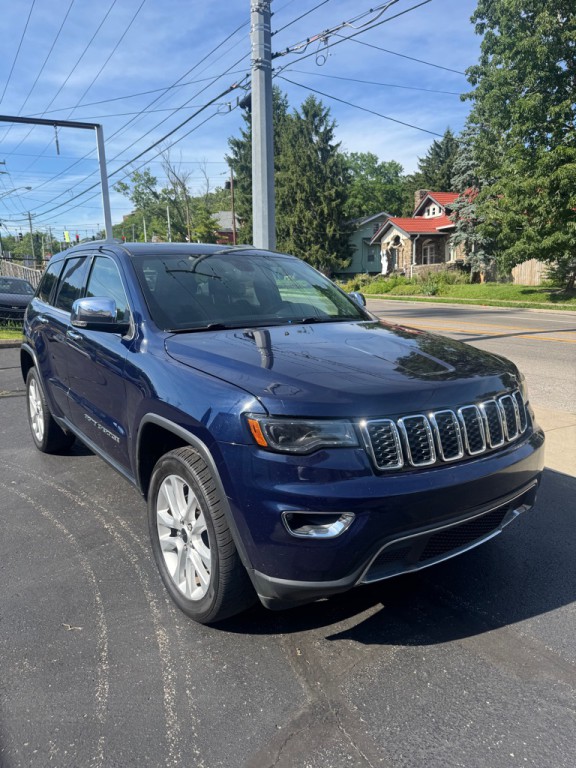 2017 Jeep Grand Cherokee Image 3