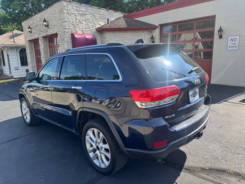 2017 Jeep Grand Cherokee Image 7